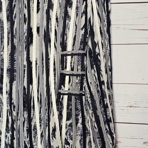 Obstinee by Ika Striped Zip Front Top - Picture 4 of 13